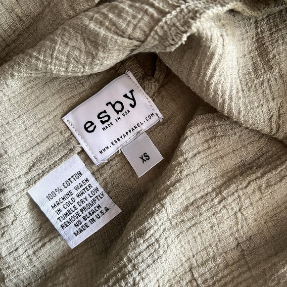 Esby Mia Top EUC - Picture 2 of 3